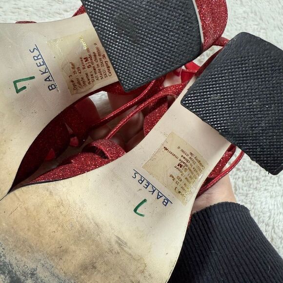 Vintage Y2K Bakers Red Glitter Platform Strappy Heels - Picture 5 of 5